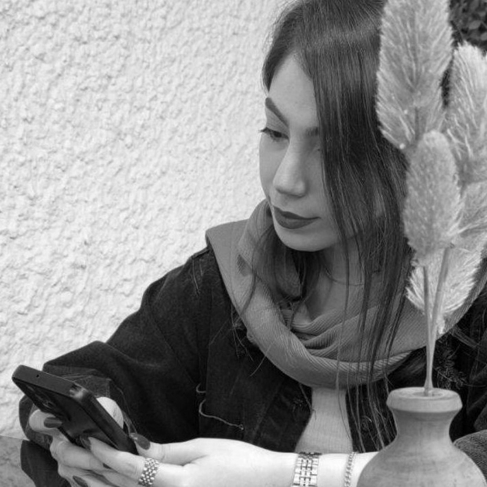 مهتاب قلی پور